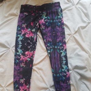 Galaxy leggings from Fabletics